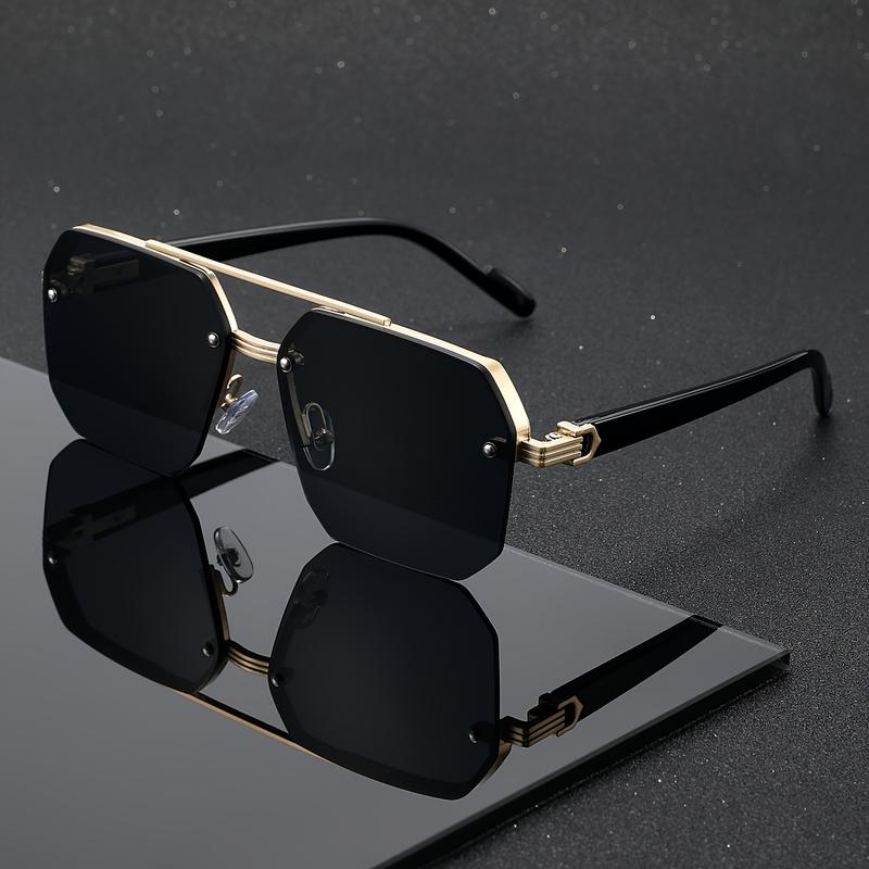ShineThru Retro Square UV Sunglasses